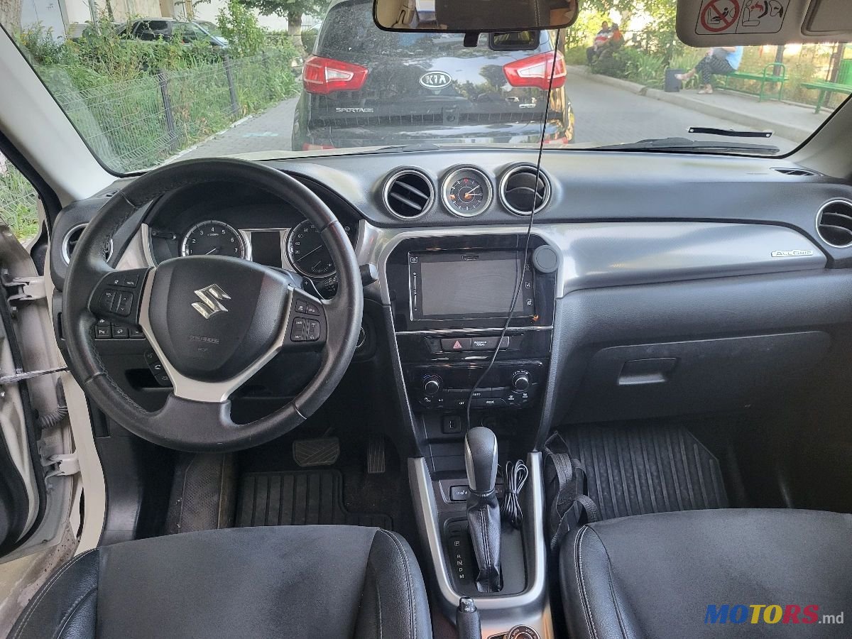 2015' Suzuki Vitara photo #4