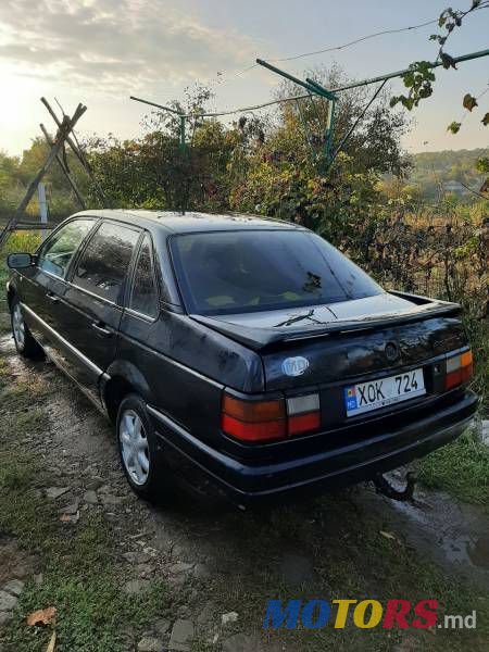1993' Volkswagen Passat photo #1