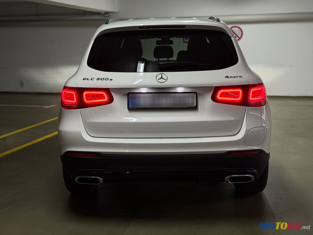 2021' Mercedes-Benz GLC photo #6