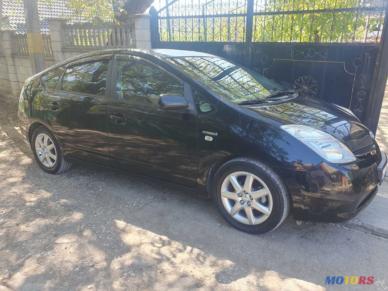 2008' Toyota Prius photo #3