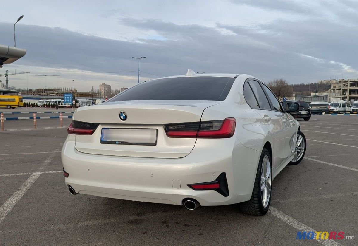 2019' BMW 3 Series photo #3