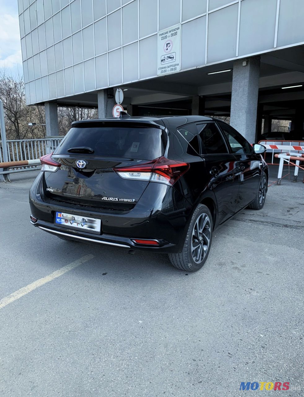 2017' Toyota Auris photo #2