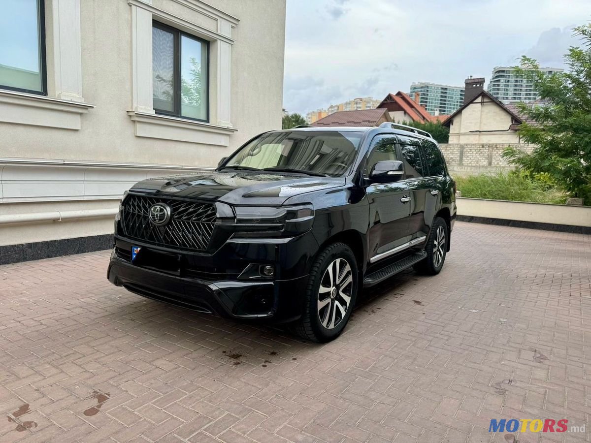 2018' Toyota Land Cruiser photo #1