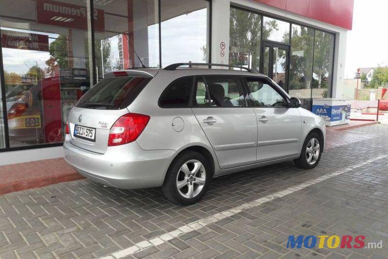 2009' Skoda Fabia photo #1