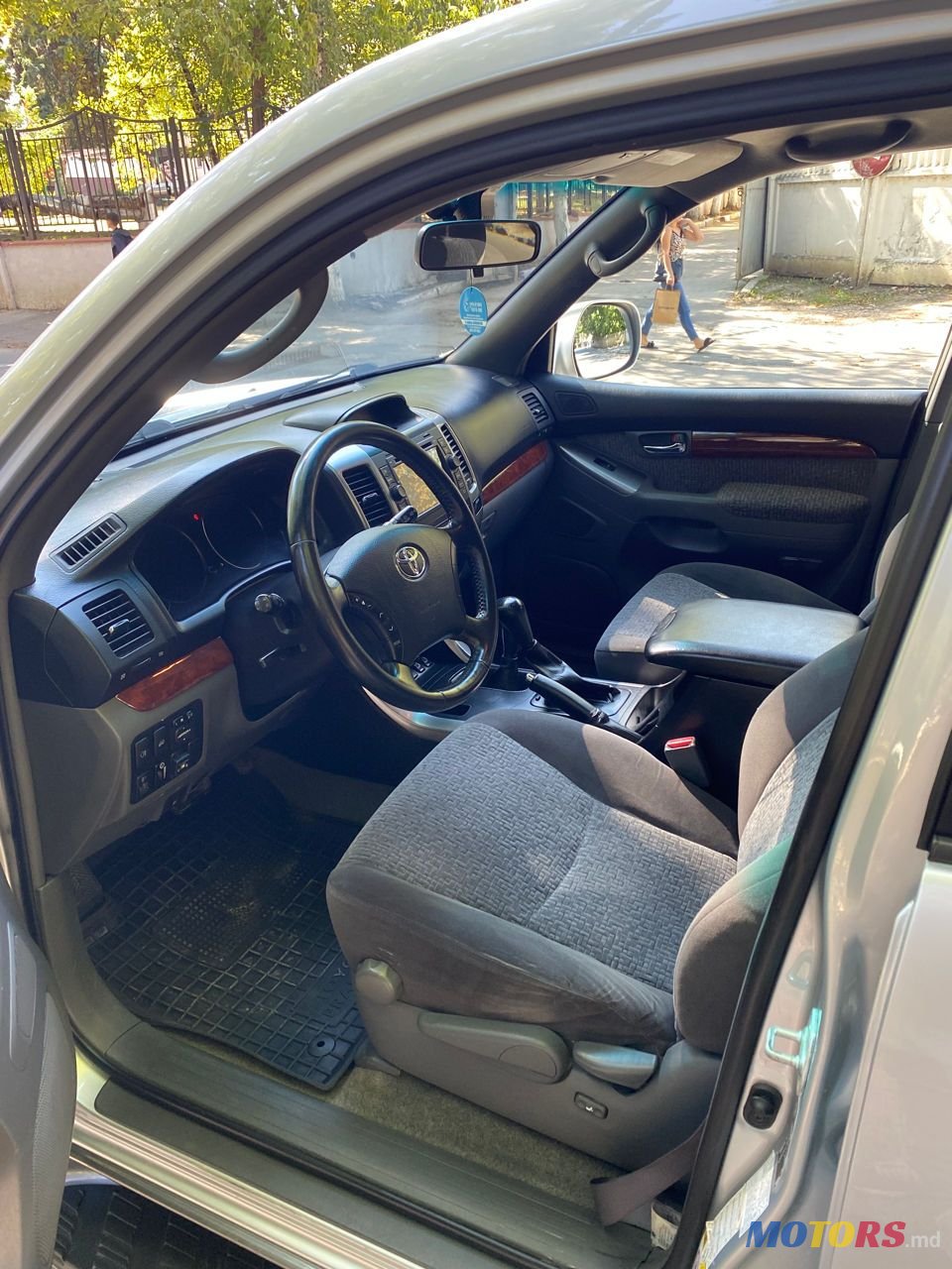 2008' Toyota Land Cruiser Prado photo #4