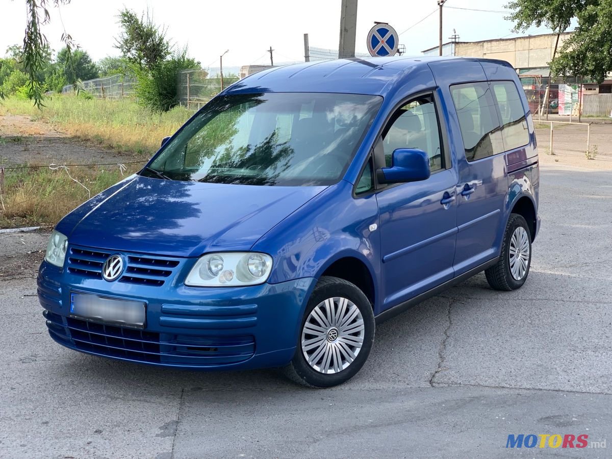 2005' Volkswagen Caddy photo #2