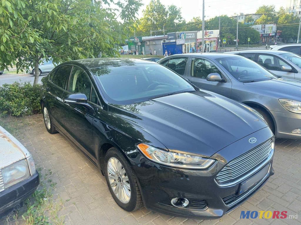 2013' Ford Fusion photo #1