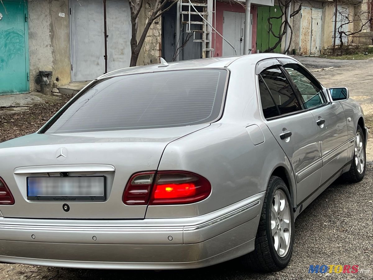 1998' Mercedes-Benz E-Class photo #2