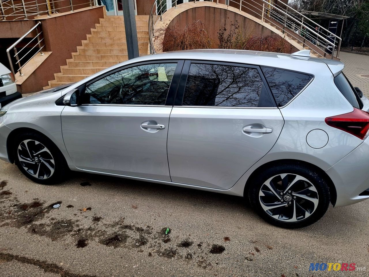 2017' Toyota Auris photo #4