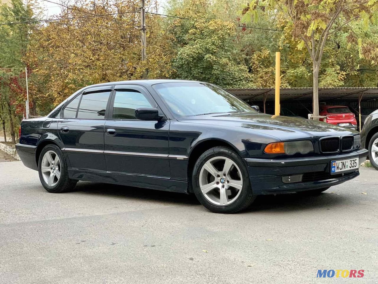 2001' BMW 7 Series photo #5