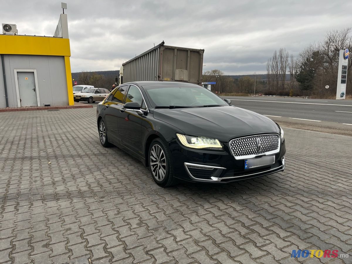 2017' Lincoln MKC photo #2