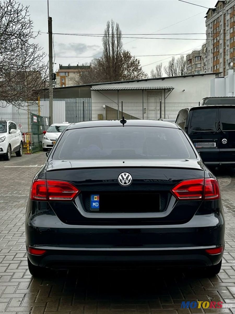 2013' Volkswagen Jetta photo #5