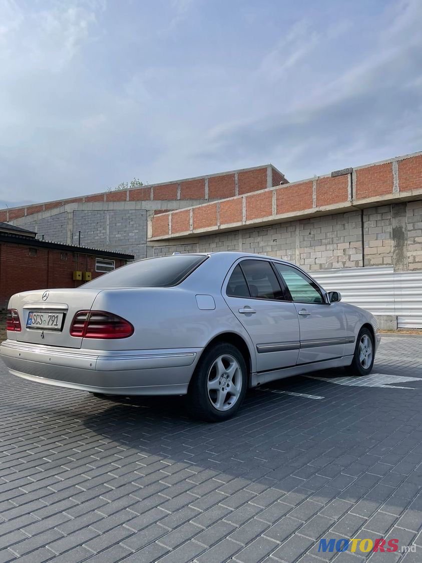2002' Mercedes-Benz E Класс photo #1