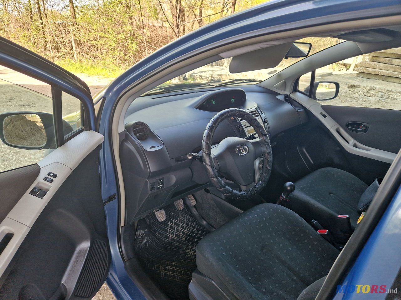 2007' Toyota Yaris photo #6