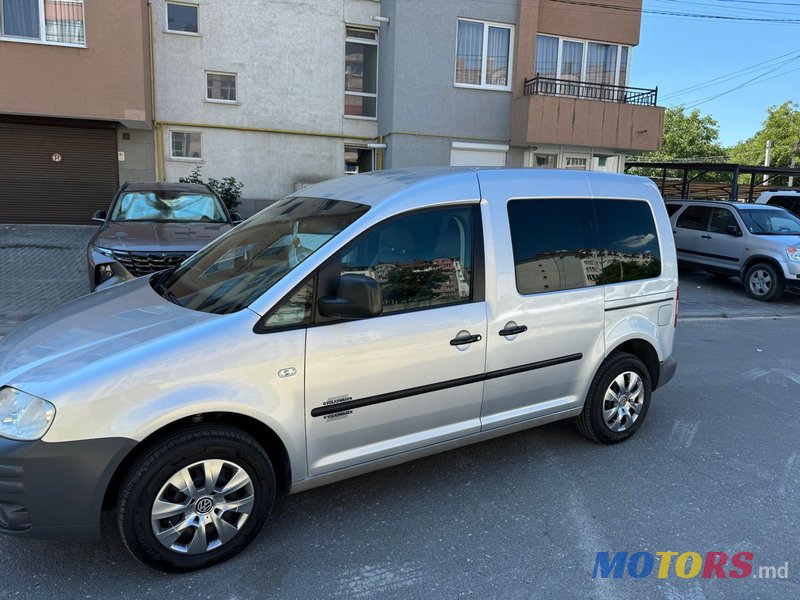 2006' Volkswagen Caddy photo #2