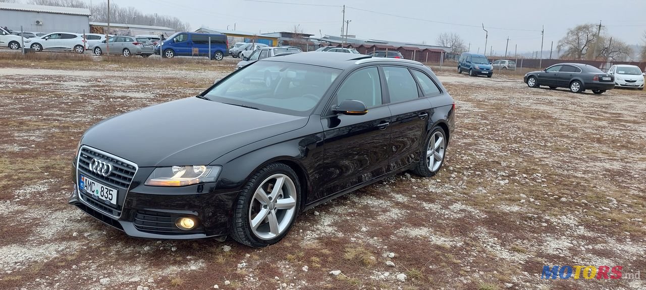 2010' Audi A4 photo #2