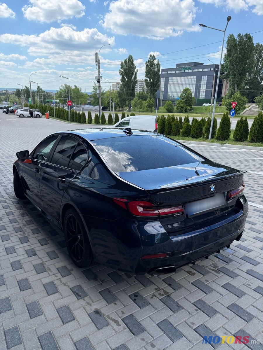 2017' BMW 5 Series photo #4