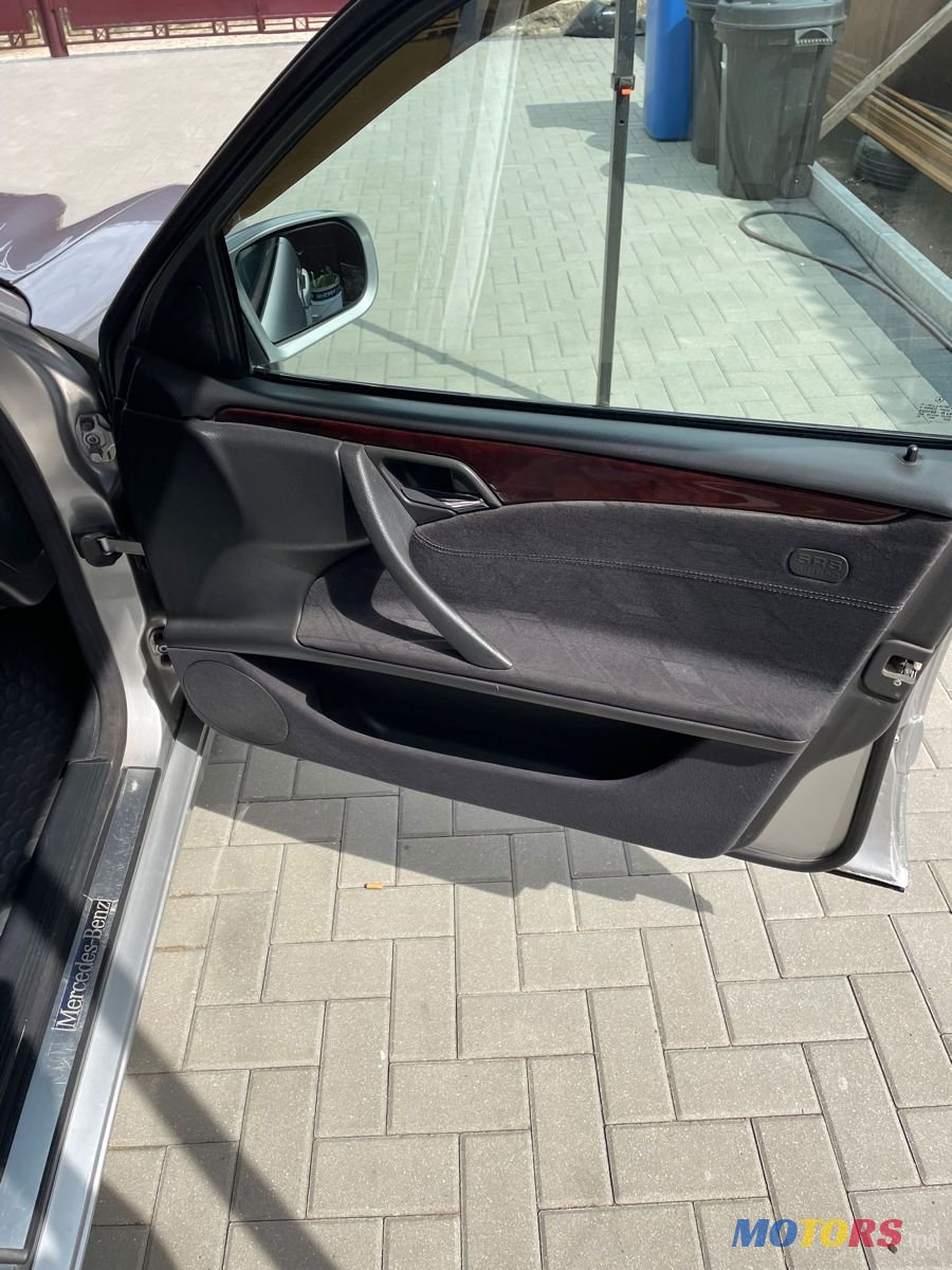 2001' Mercedes-Benz E-Class photo #2