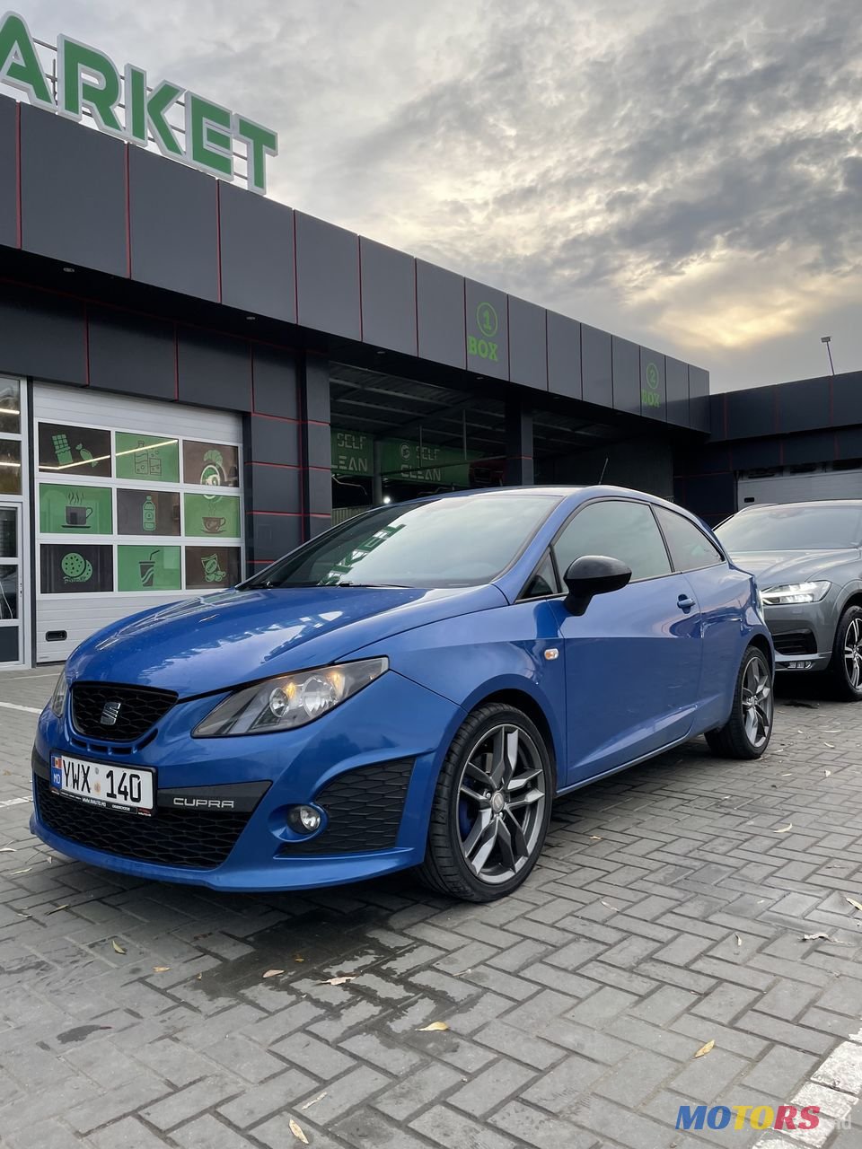 2010' SEAT Ibiza photo #2