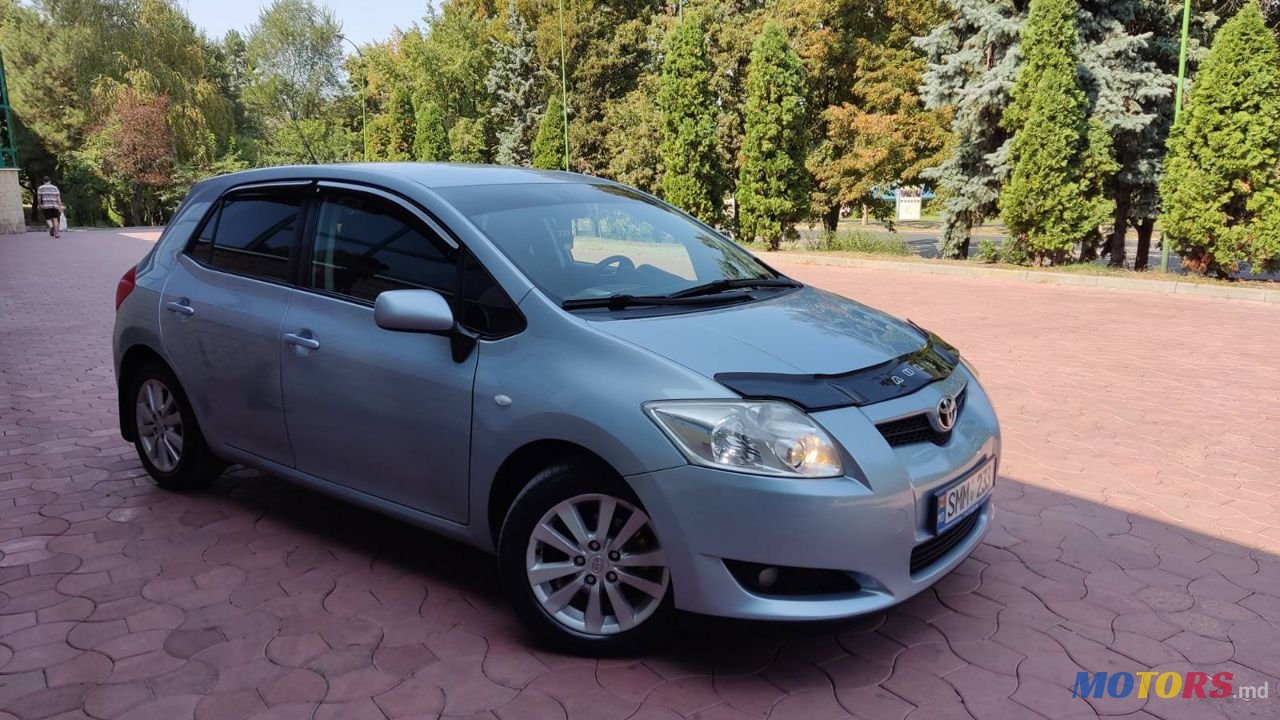 2009' Toyota Auris photo #6