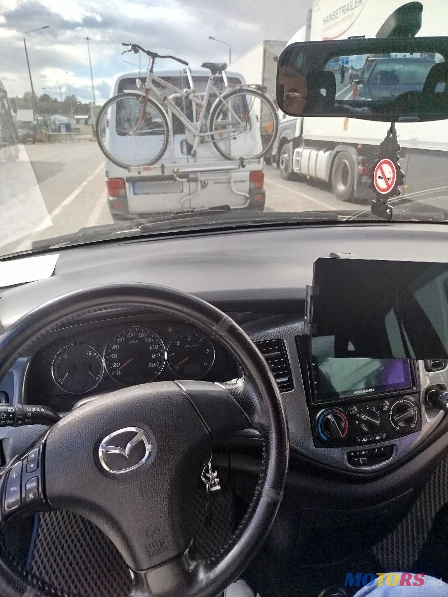 2004' Mazda MPV photo #2