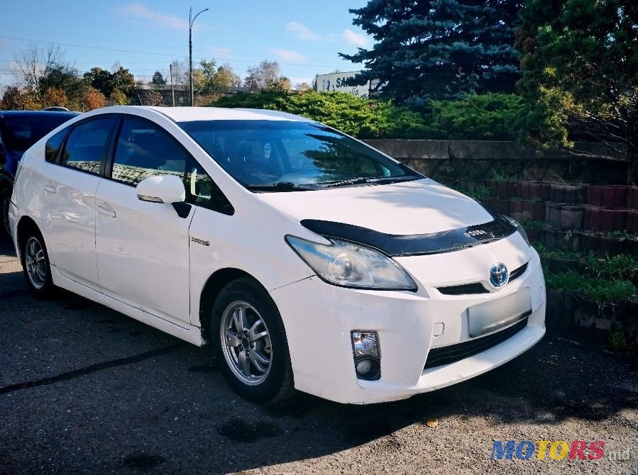 2010' Toyota Prius photo #1