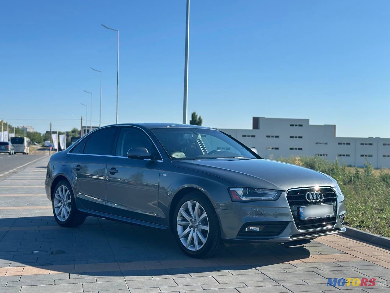 2014' Audi A4 photo #1