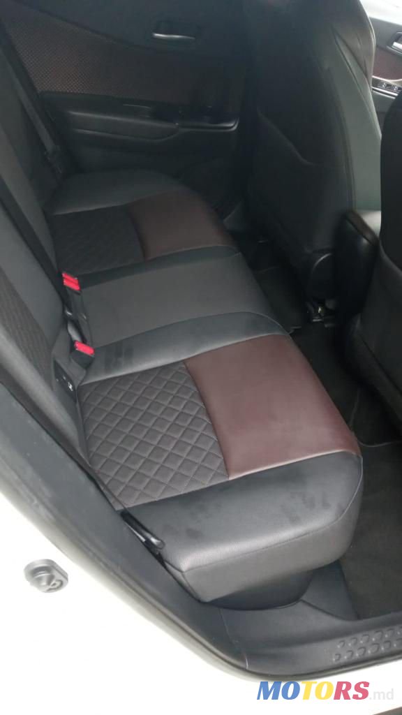 2018' Toyota C-Hr photo #3