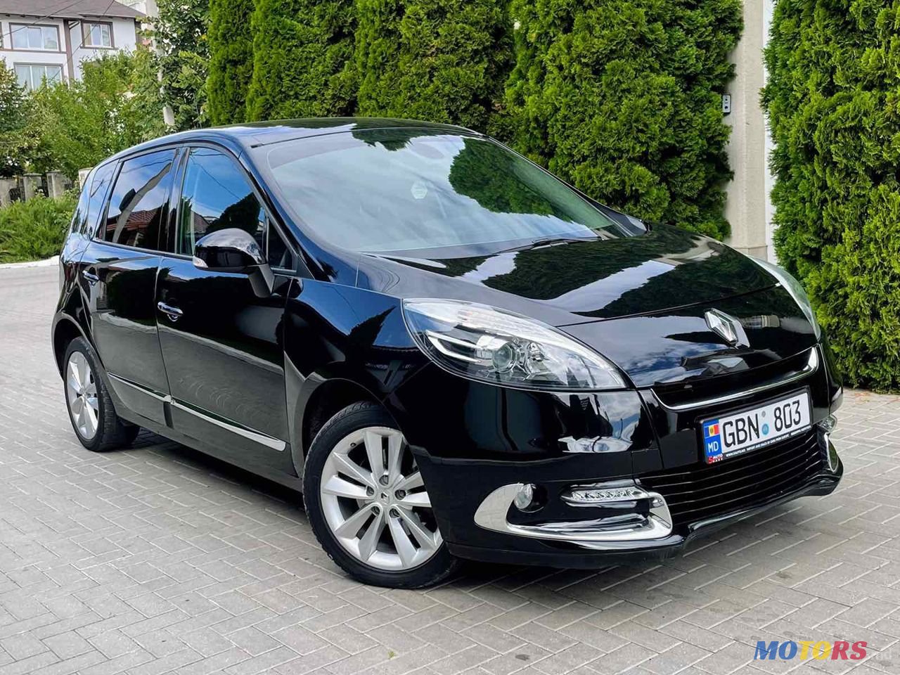 2012' Renault Scenic photo #4