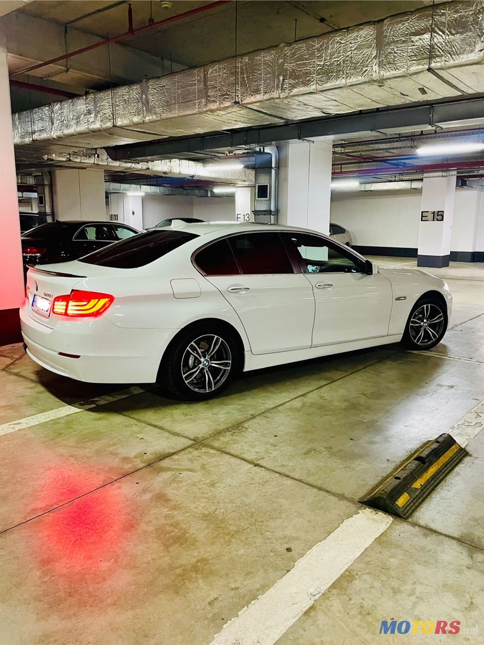 2013' BMW 5 Series photo #3