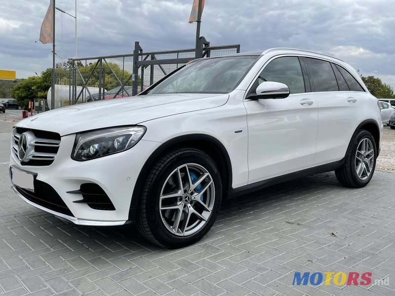 2018' Mercedes-Benz Glc photo #1