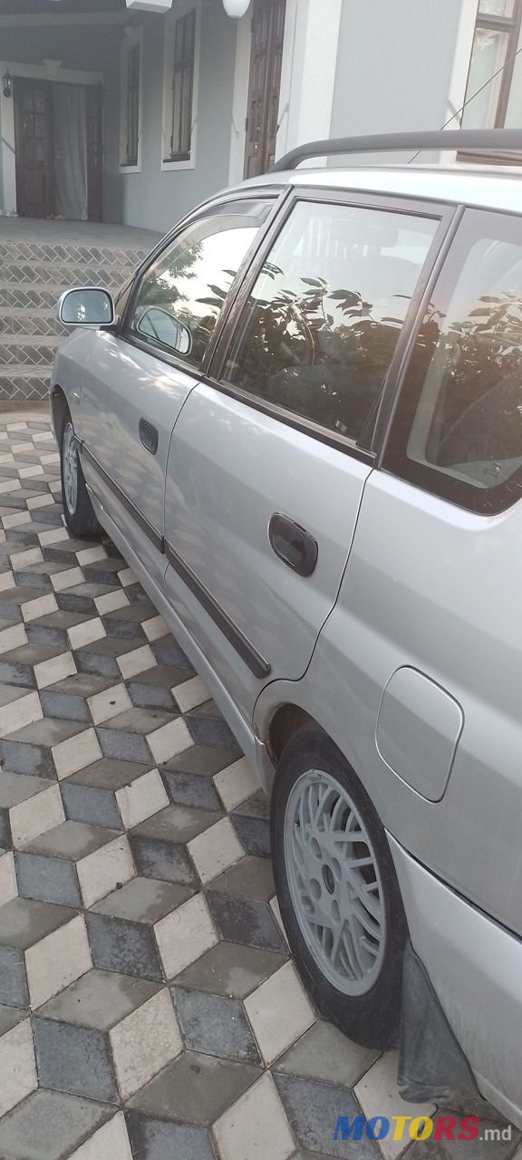 2002' Mitsubishi Space Star photo #5