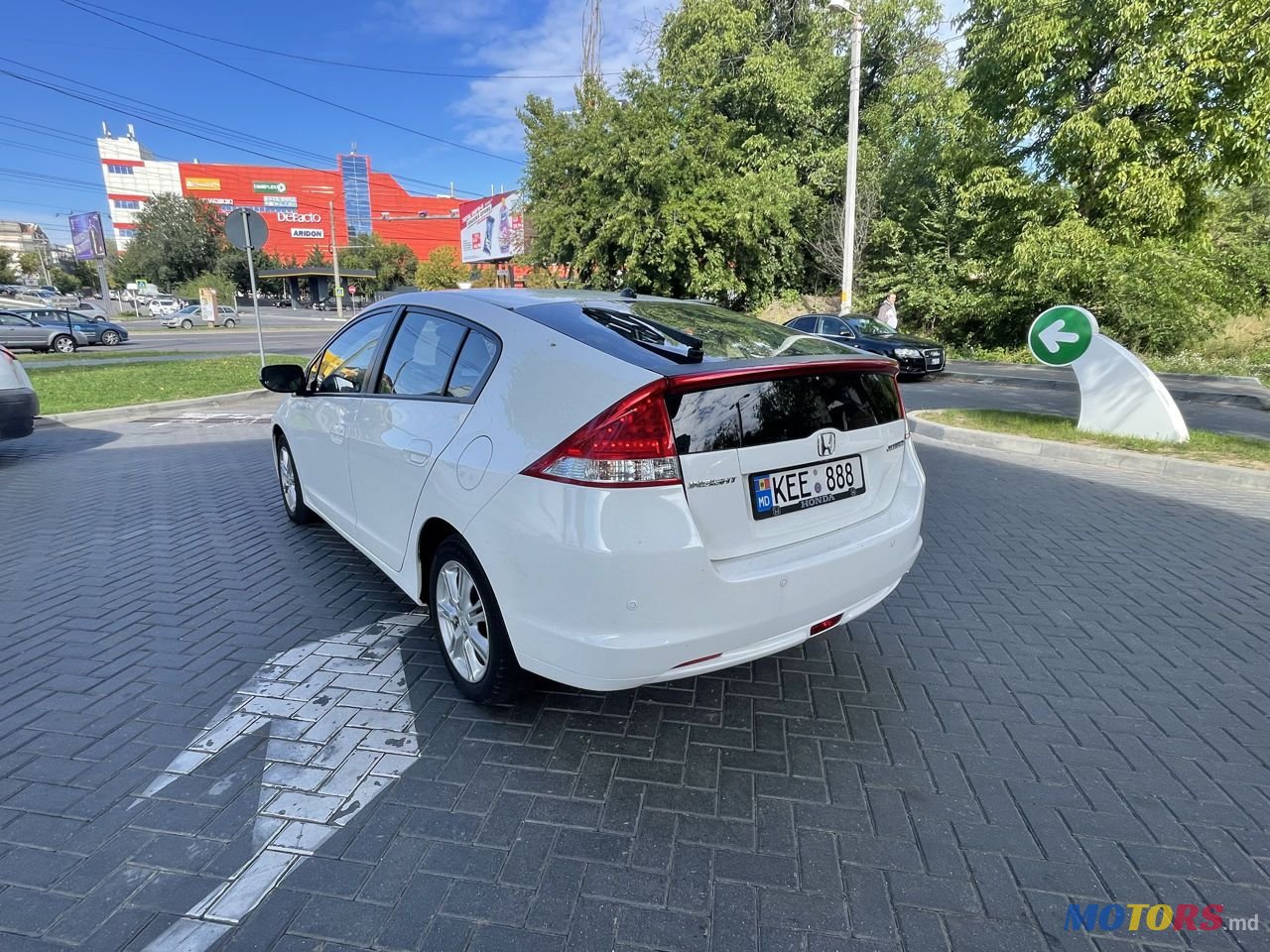 2011' Honda Insight photo #4