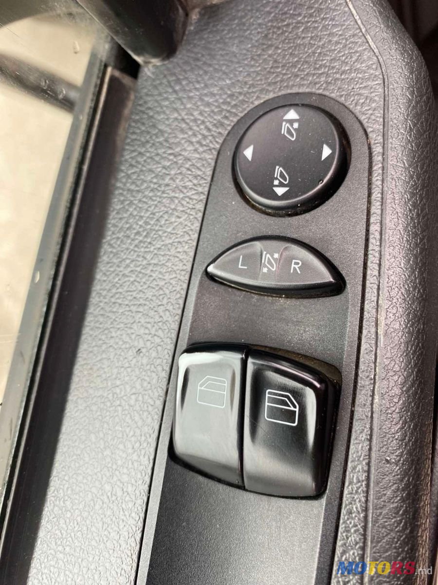 2015' Mercedes-Benz Vito photo #3