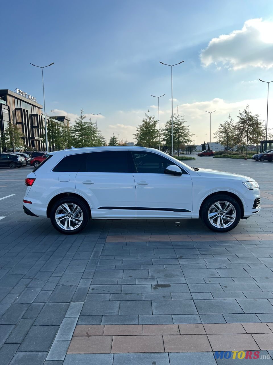 2023' Audi Q7 photo #5
