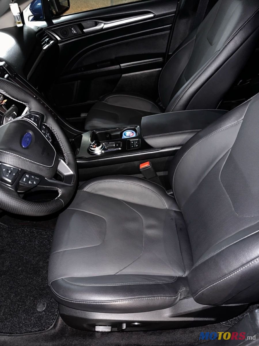 2016' Ford Fusion photo #3