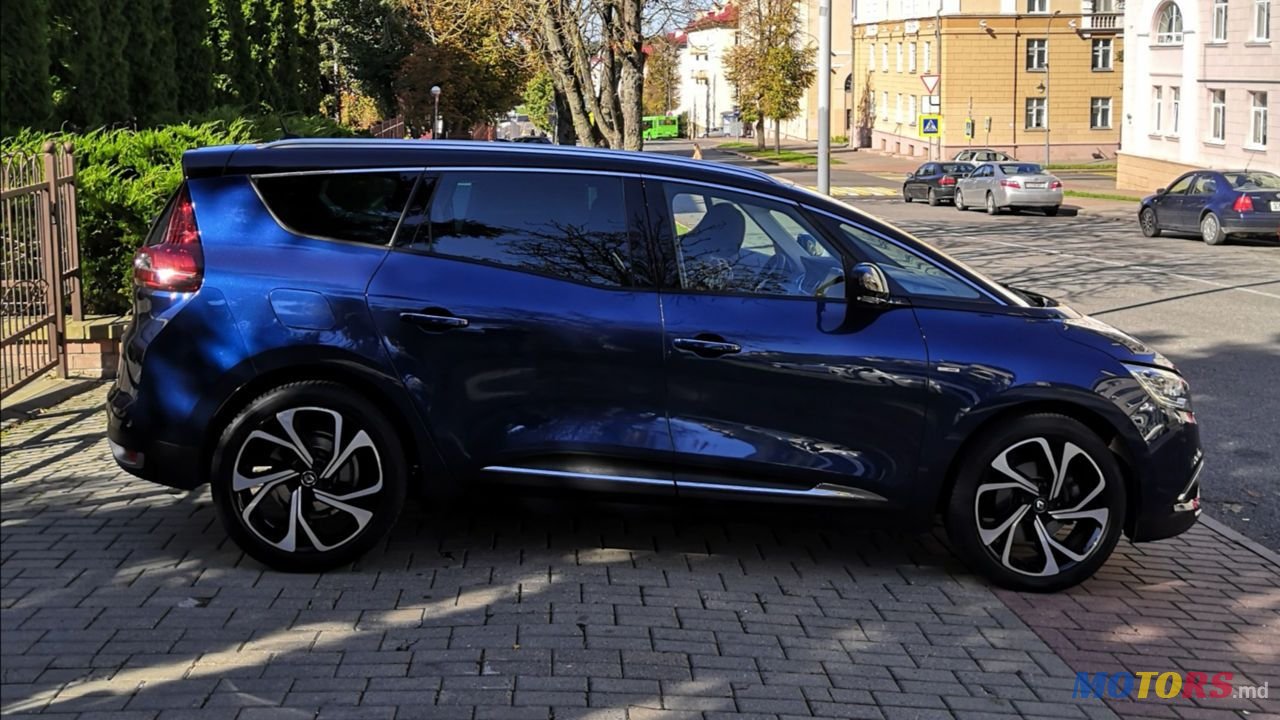 2017' Renault Grand Scenic photo #2