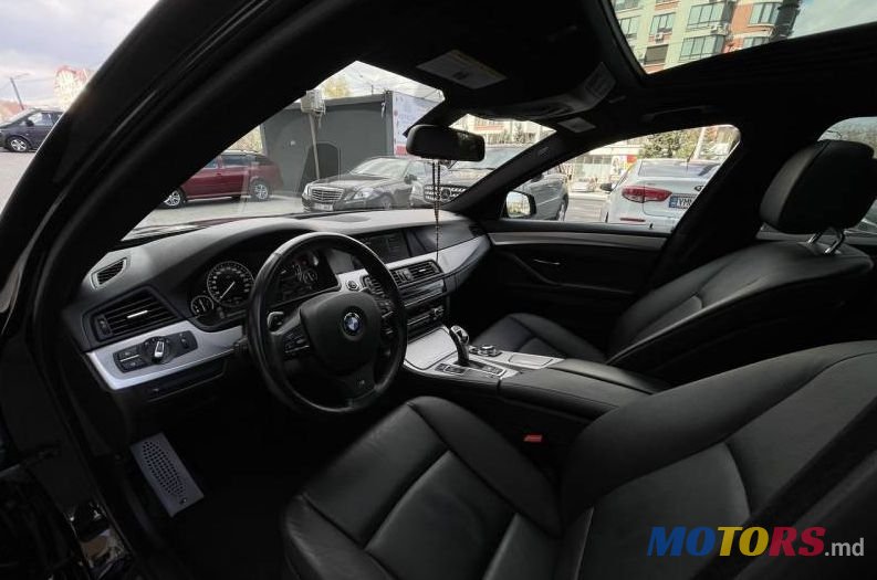 2013' BMW 5 photo #2