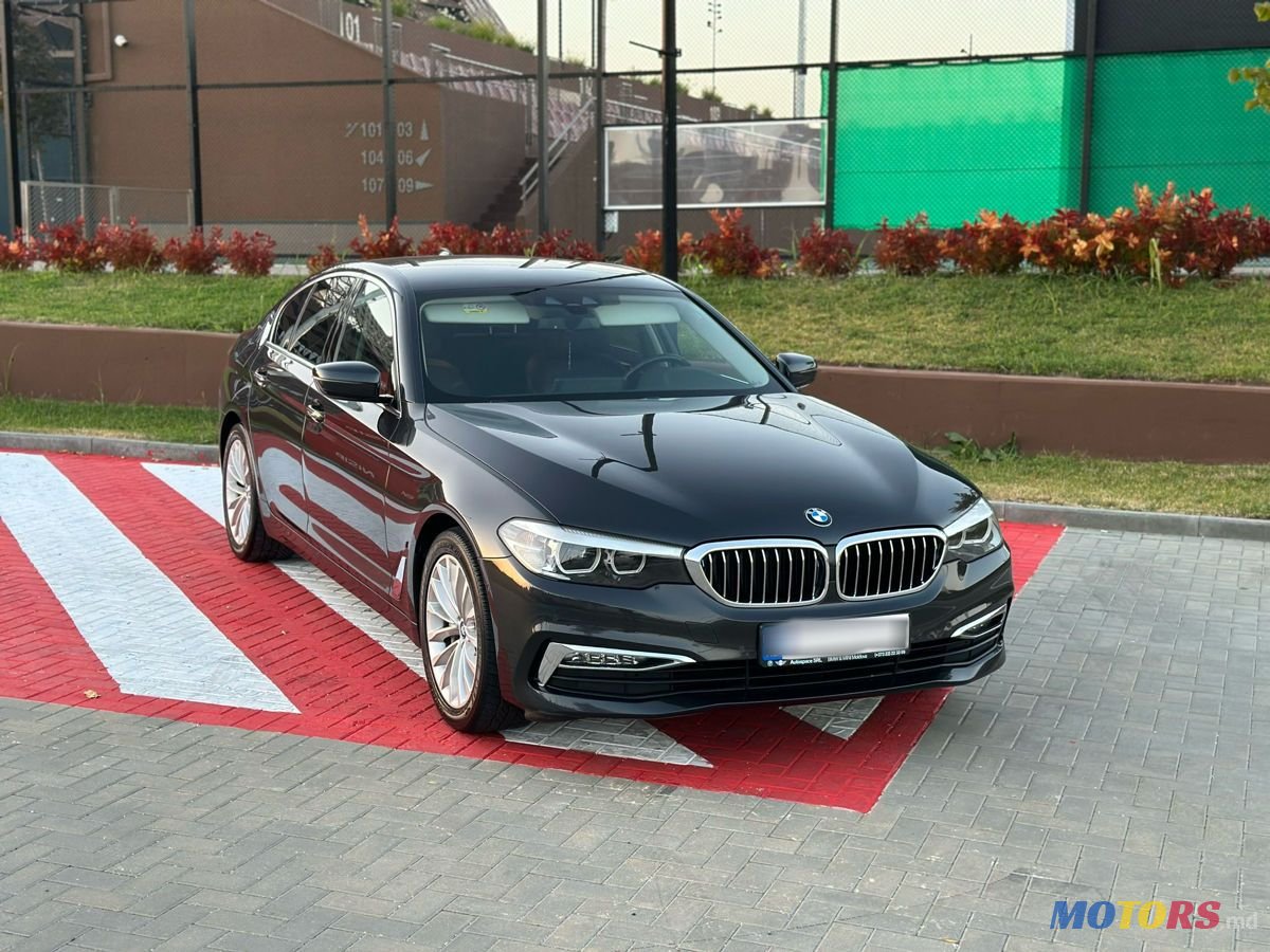 2018' BMW 5 Series photo #2