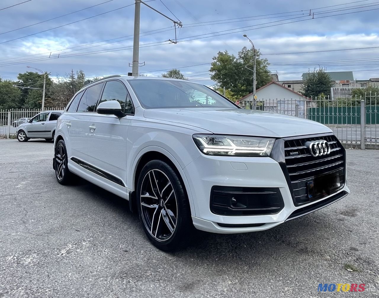 2017' Audi Q7 photo #1