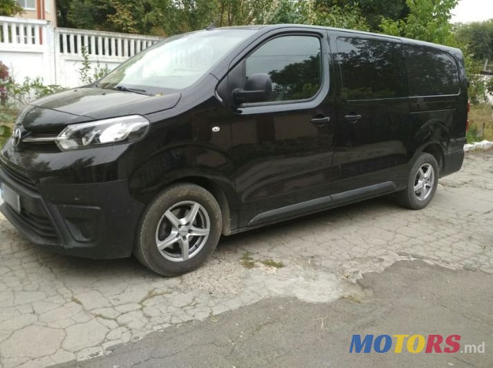 2017' Toyota ProAce photo #2