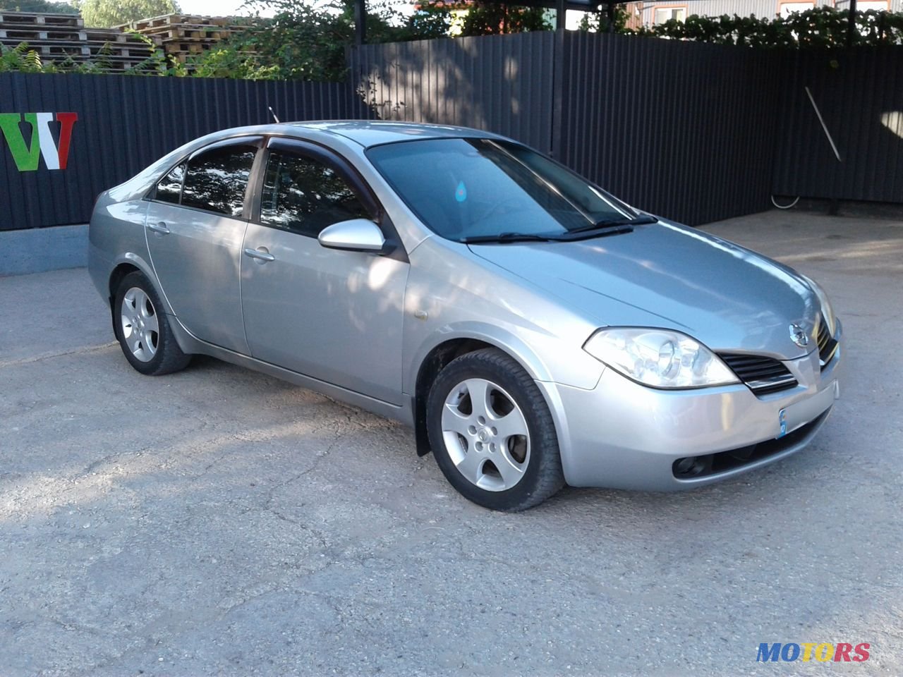 2004' Nissan Primera photo #1