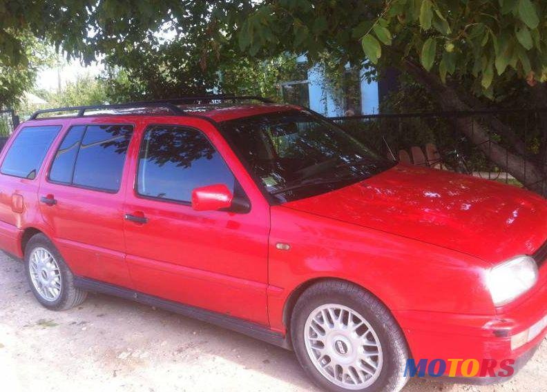 1995' Volkswagen Golf photo #1