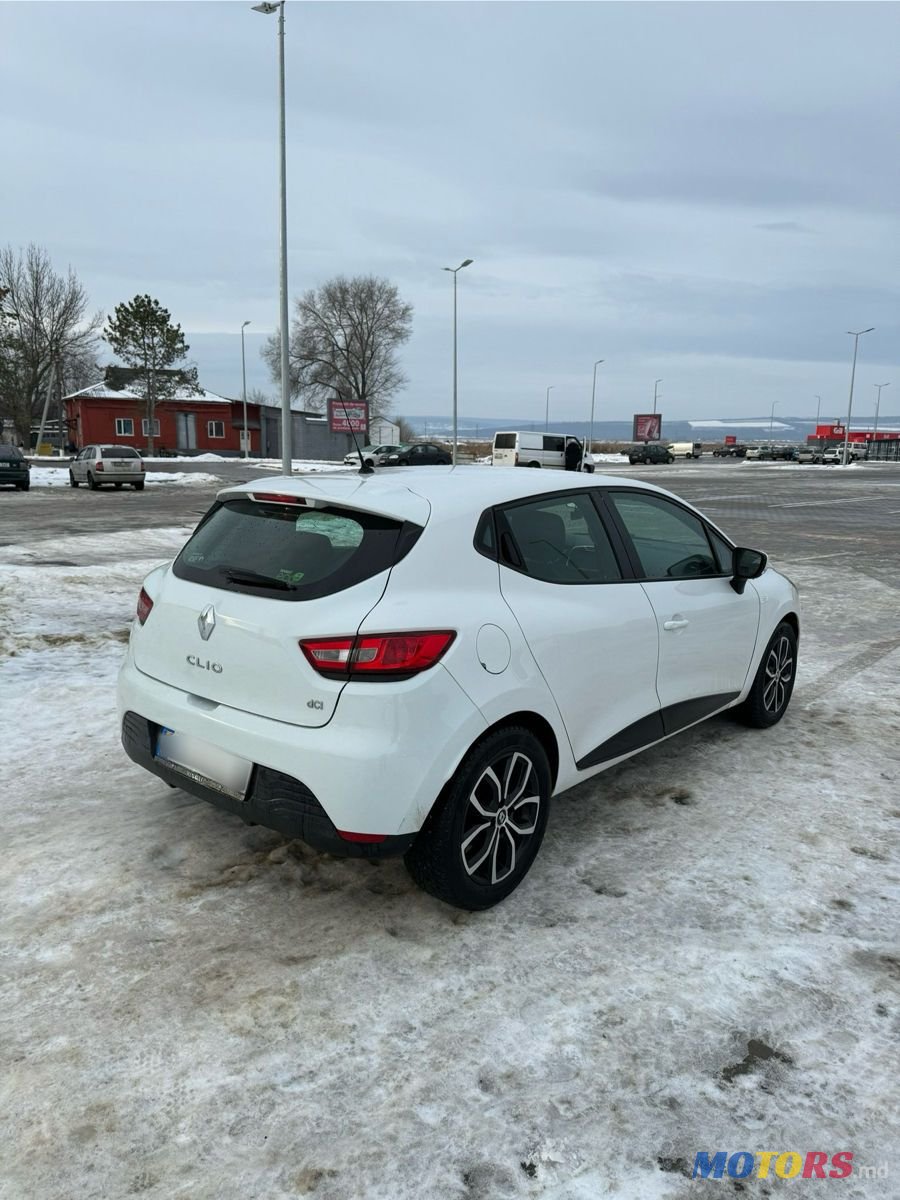 2014' Renault Clio photo #3