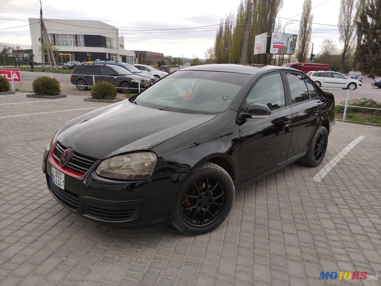 2007' Volkswagen Jetta photo #3