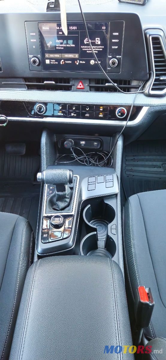 2022' Kia Sportage photo #3