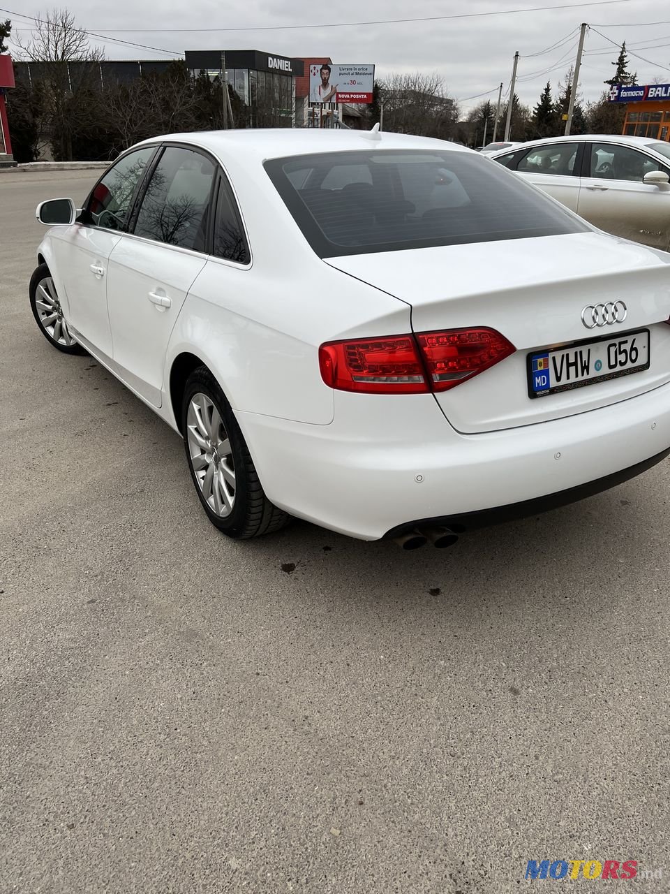 2010' Audi A4 photo #2