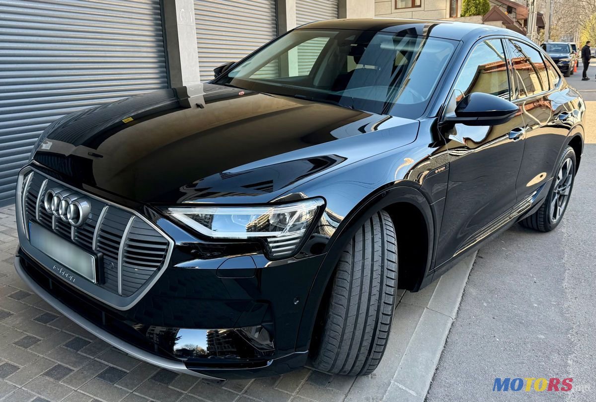 2020' Audi e-tron photo #5