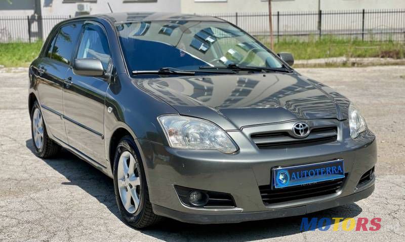 2006' Toyota Corolla photo #1