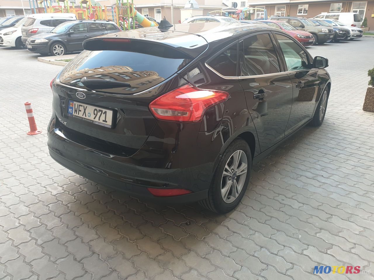 2017' Ford Focus photo #2